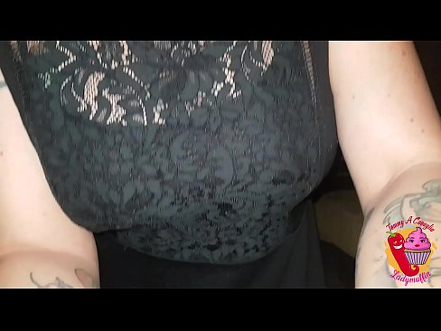 ❤️ Slutty stepsister na te avatua ia te ia se blowjob ma le Sipaniolo ️ Pono fa'afafine